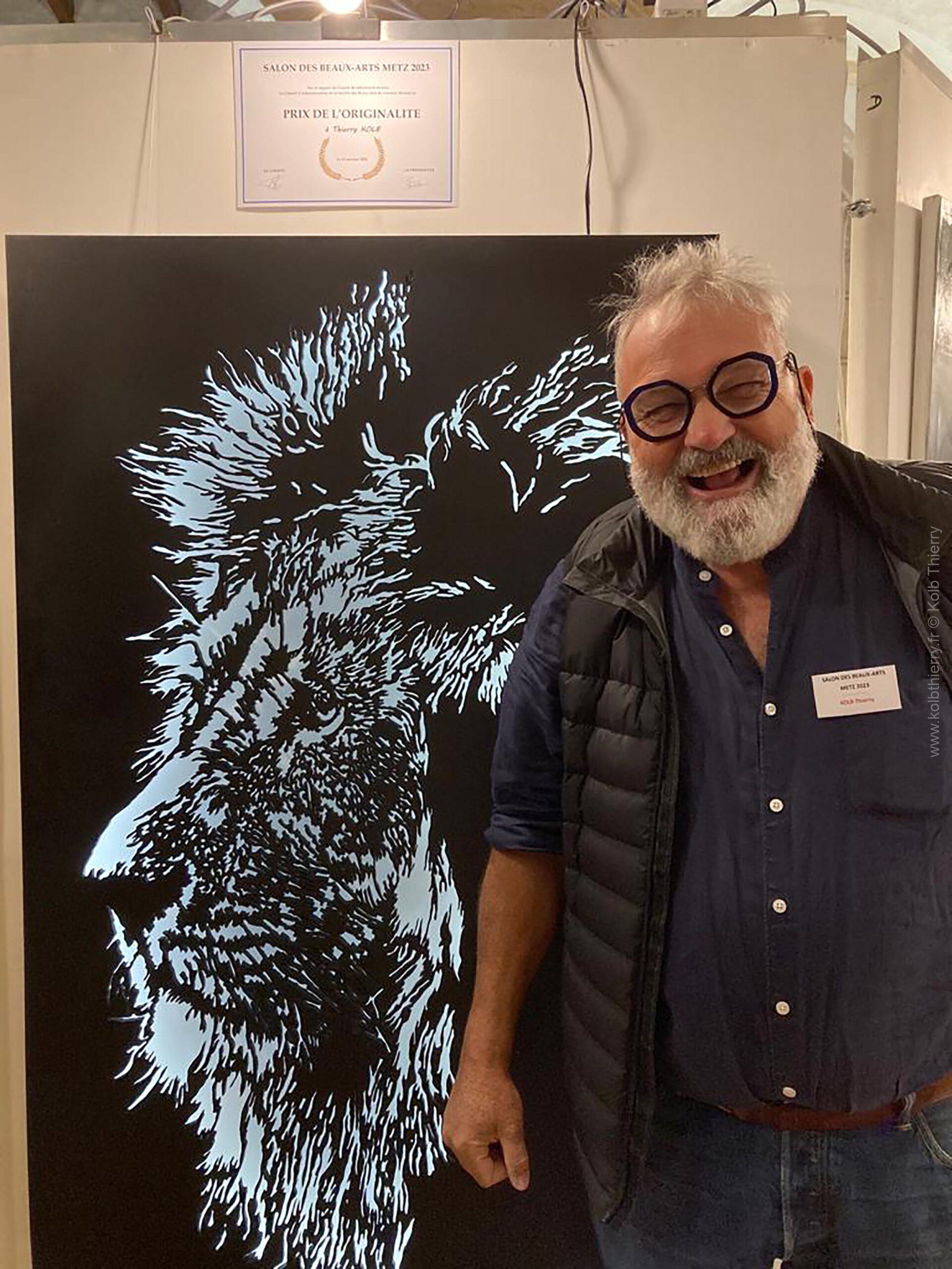 En direct du salon, Thierry recoit le Prix de l’Originalité au Salon des Beaux-Arts de Metz